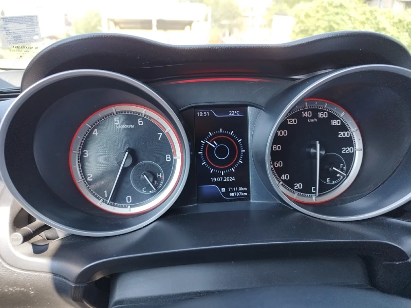 Suzuki Swift GLX, снимка 10 - Автомобили и джипове - 52373814