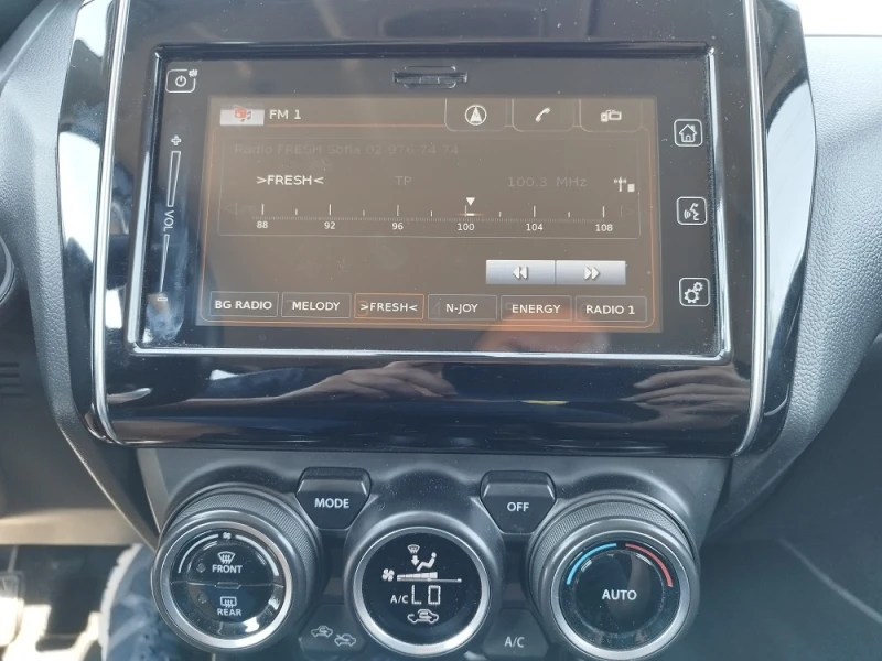 Suzuki Swift GLX, снимка 8 - Автомобили и джипове - 52373814