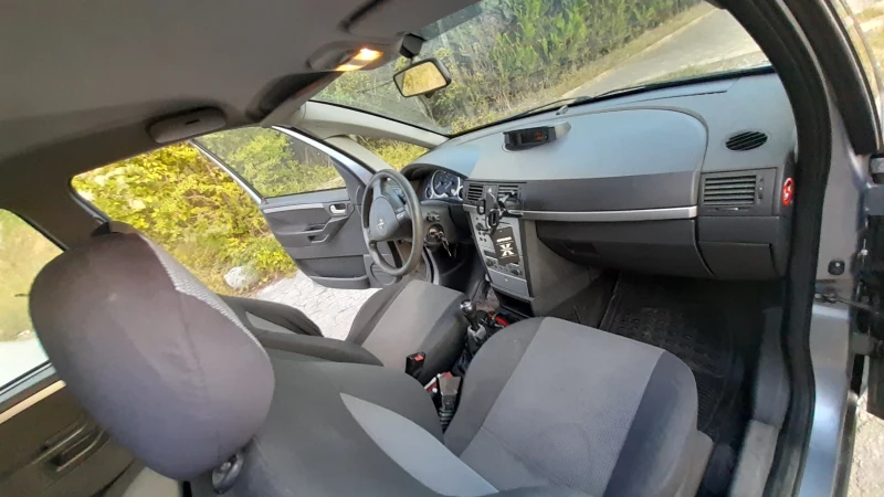 Opel Meriva, снимка 9 - Автомобили и джипове - 52722248