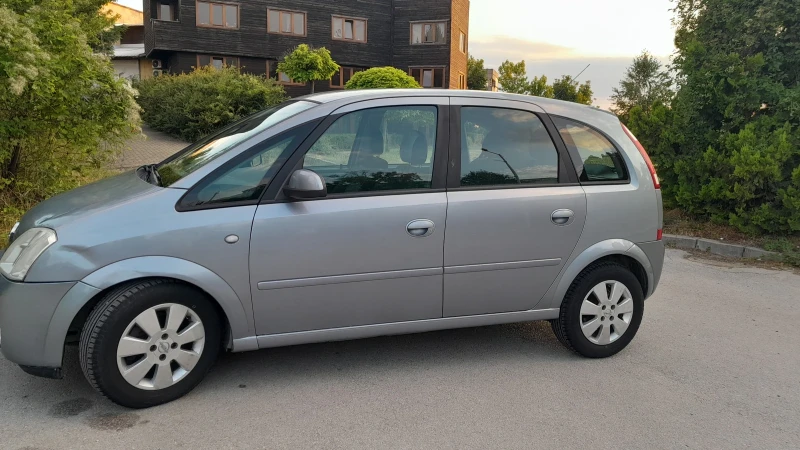 Opel Meriva, снимка 3 - Автомобили и джипове - 52722248
