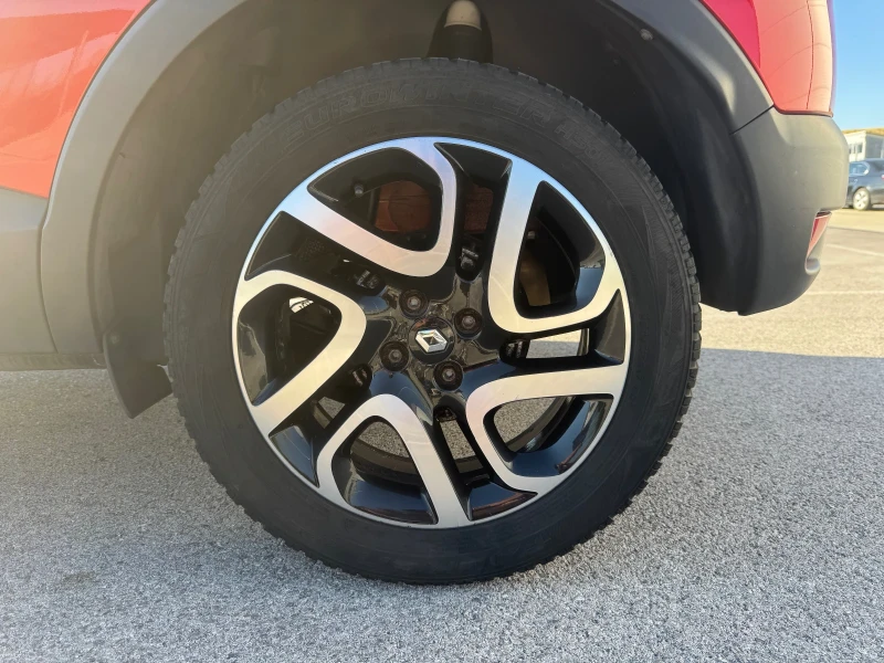 Renault Captur 0.9 TCE ENERGY INTENSE - KEYLESS/ NAVI/ EURO 6B, снимка 16 - Автомобили и джипове - 51536834