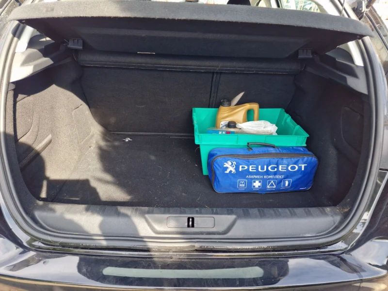 Peugeot 308 1.5 HDi , снимка 7 - Автомобили и джипове - 52588271