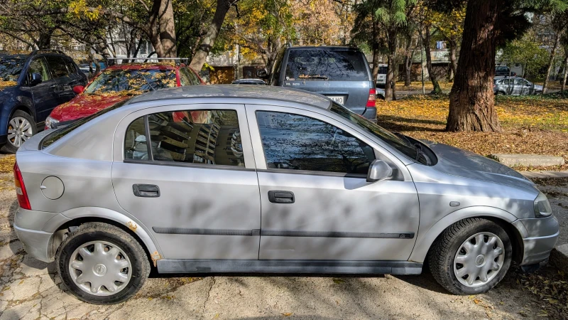Opel Astra, снимка 6 - Автомобили и джипове - 52798640