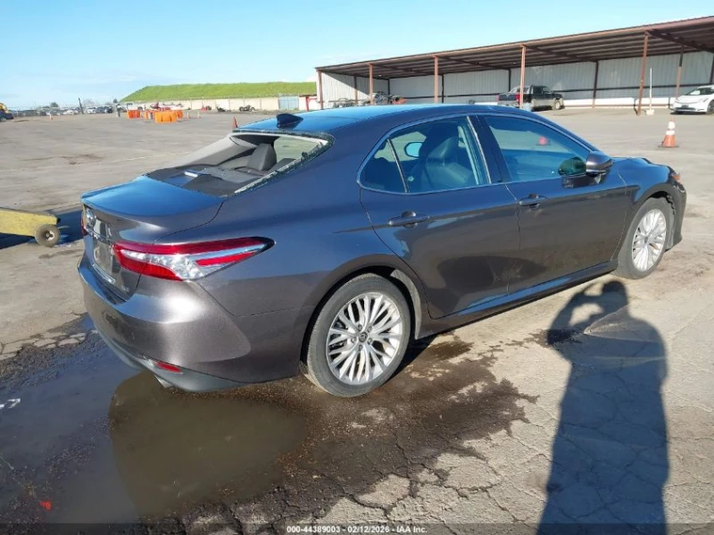 Toyota Camry 3.5l Xle V6, снимка 4 - Автомобили и джипове - 53597769