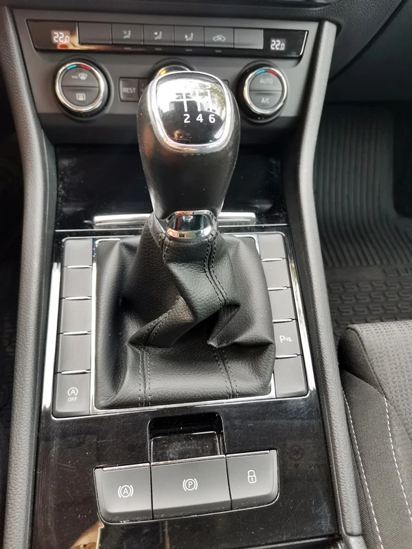 Skoda Superb 1.6TDI Здрава* Поддържана* Отлично състояние | Mobile.bg — изображение 13
