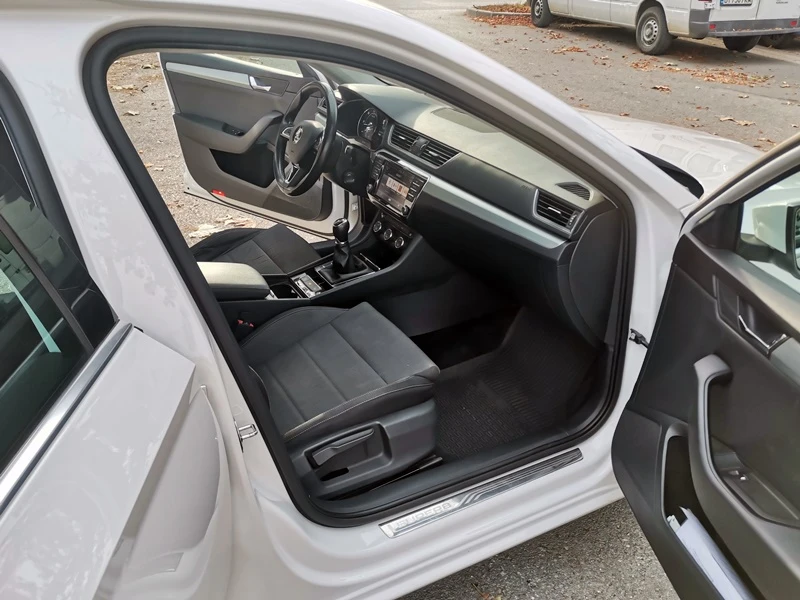 Skoda Superb 1.6TDI Здрава* Поддържана* Отлично състояние | Mobile.bg — изображение 10