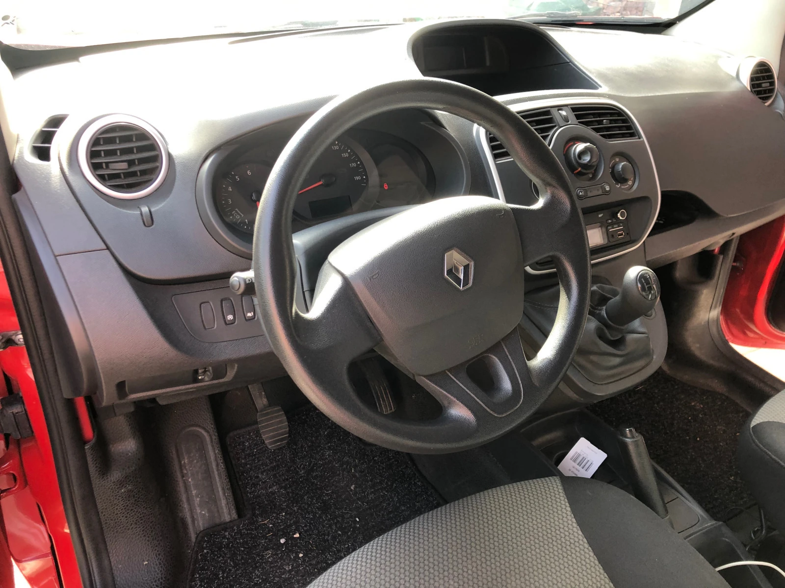 Renault Kangoo 1.5DCI - изображение 8