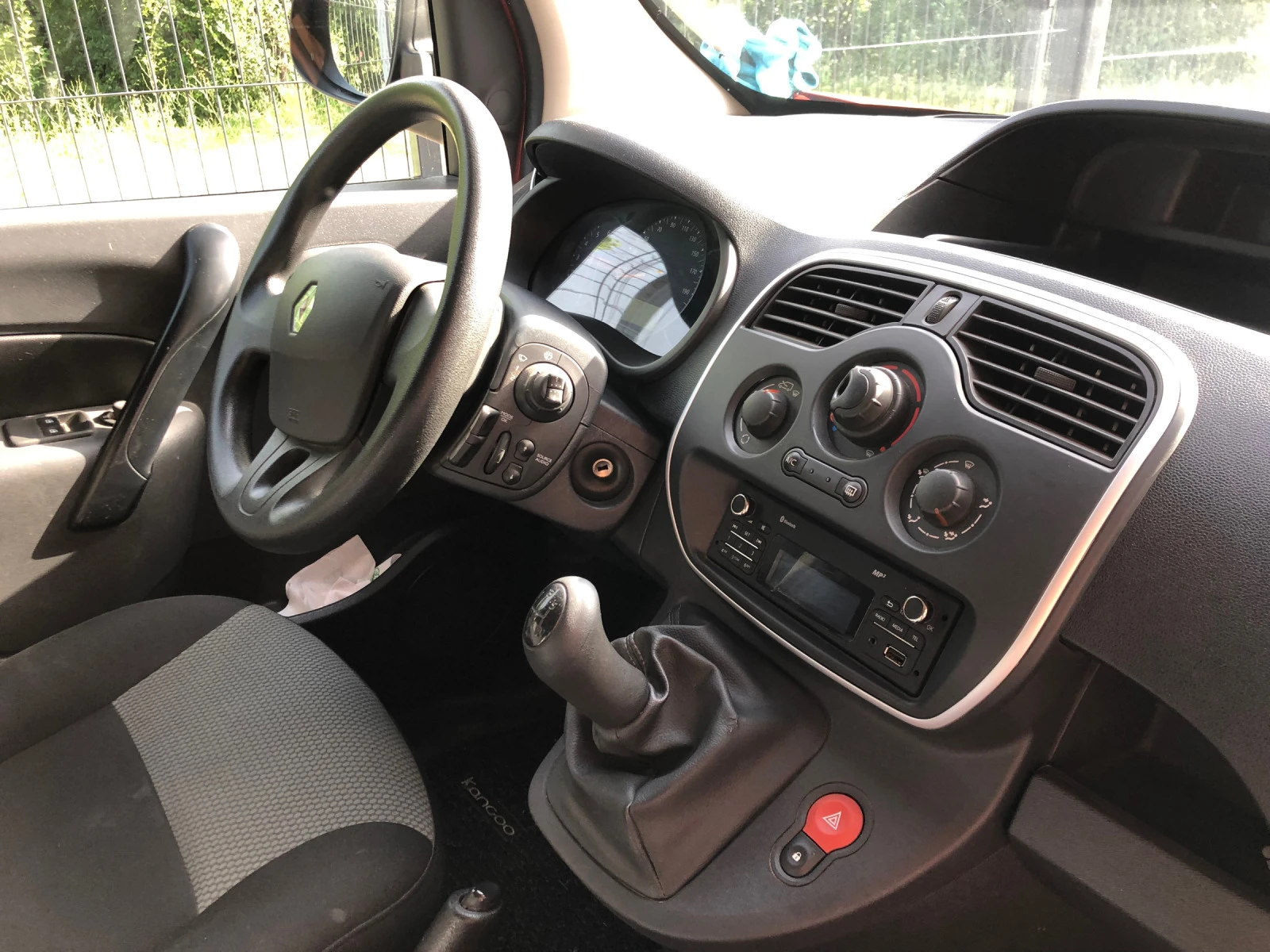 Renault Kangoo 1.5DCI - изображение 9