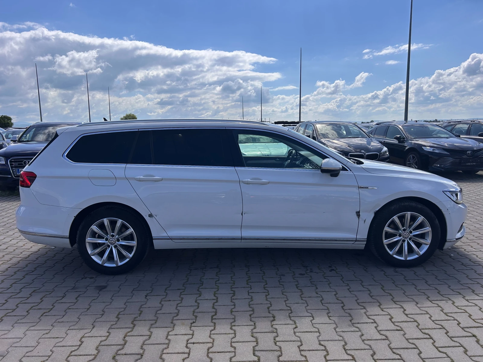VW Passat 2.0TDI 4MOTION AVTOMAT/KOJA/NAVI EURO 6 - изображение 5
