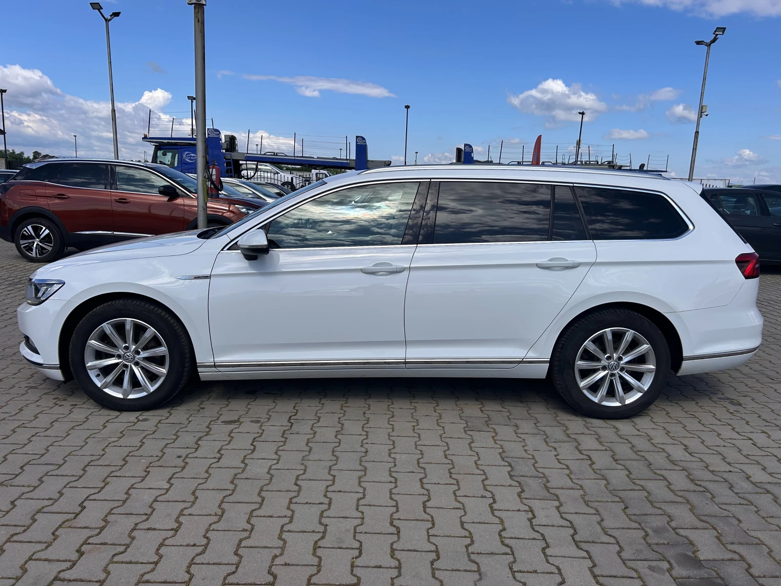 VW Passat 2.0TDI 4MOTION AVTOMAT/KOJA/NAVI EURO 6 - изображение 9