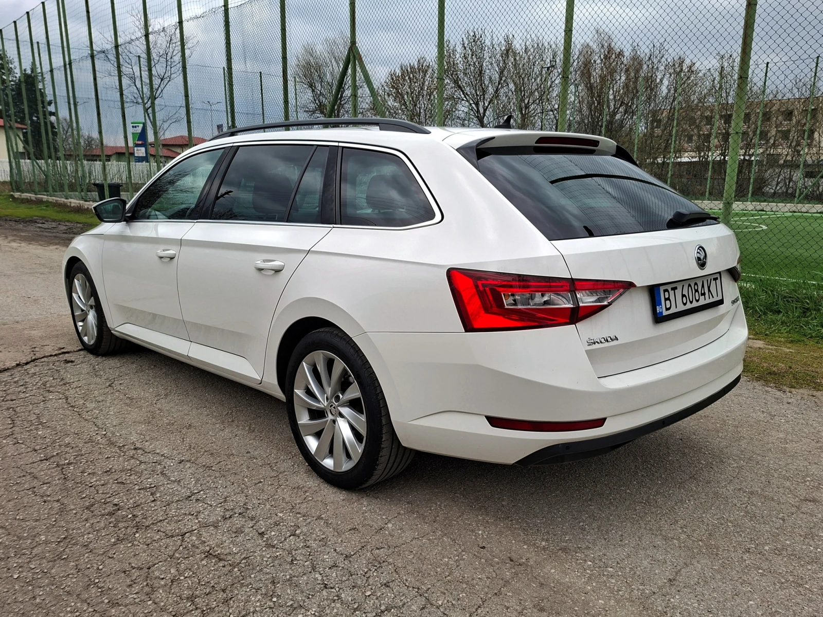 Skoda Superb 1.6TDI ������* ����������* ������� ��������� | Mobile.bg � ����������� 4