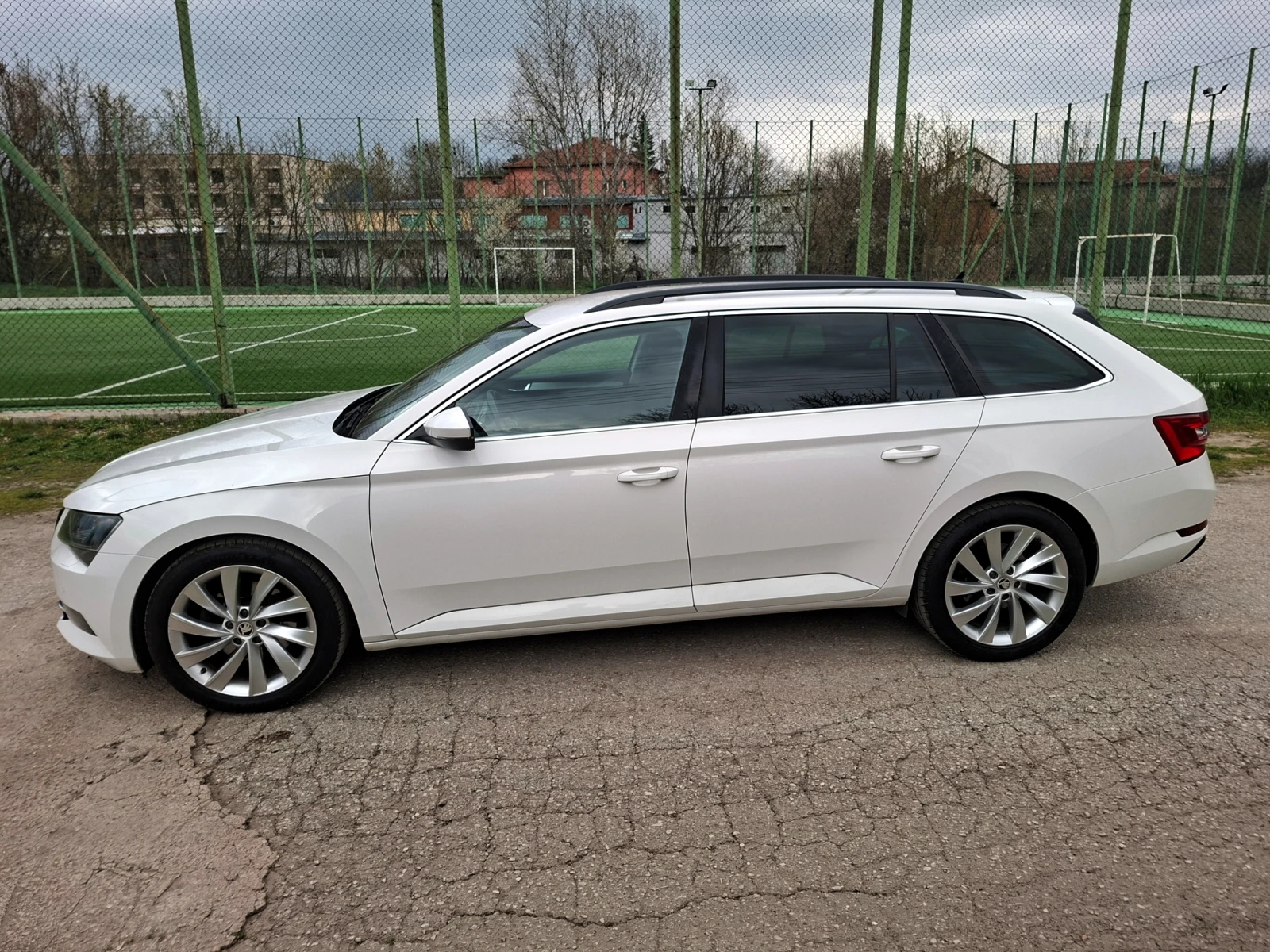 Skoda Superb 1.6TDI ������* ����������* ������� ��������� | Mobile.bg � ����������� 5
