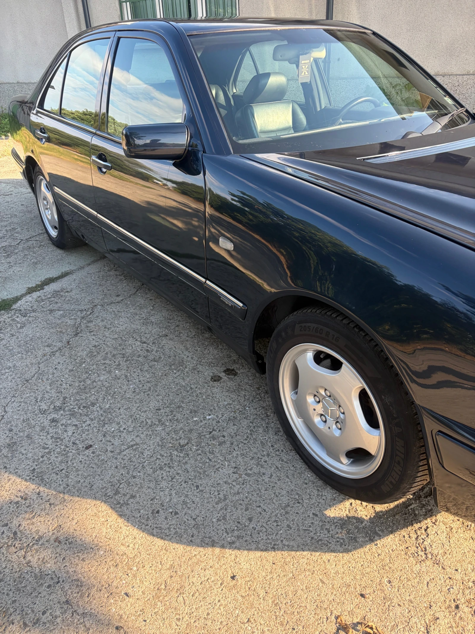 Mercedes-Benz E 280 ГАЗ, снимка 14 - Автомобили и джипове - 55167464