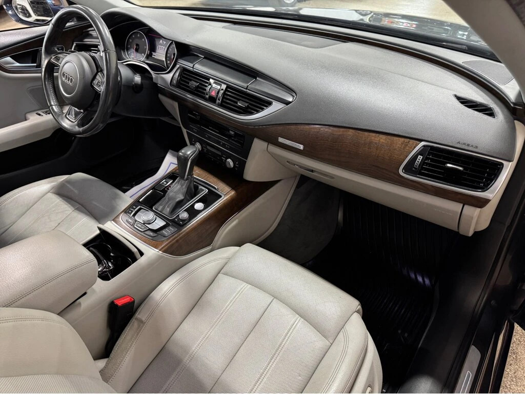 Audi A7 3.0T Technik BOSE//BLIND SPOT/360 | Mobile.bg   11