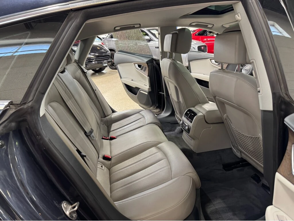 Audi A7 3.0T Technik BOSE//BLIND SPOT/360 | Mobile.bg   9