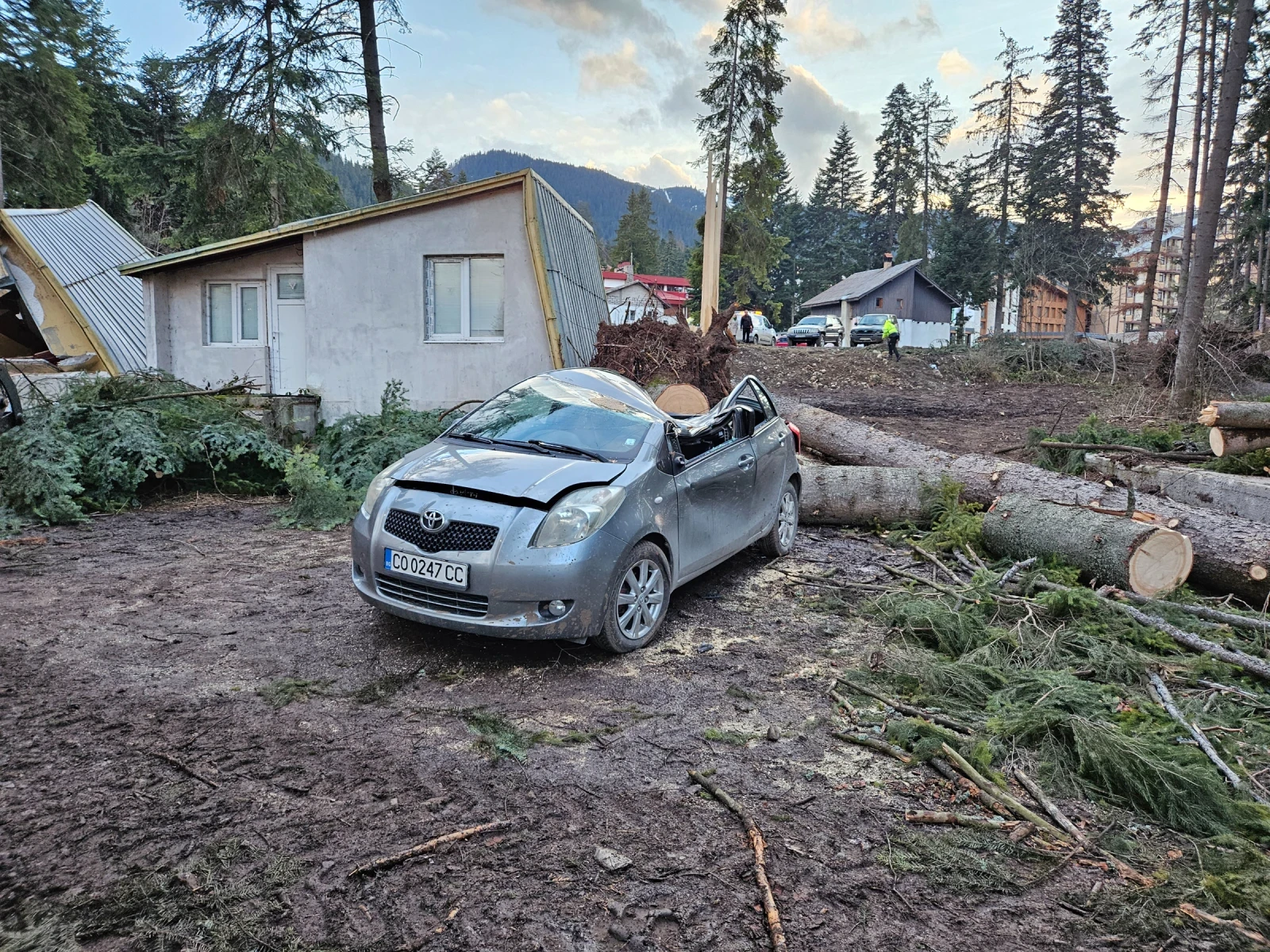 Toyota Yaris 1.3 vvt-i | Mobile.bg � ����������� 4