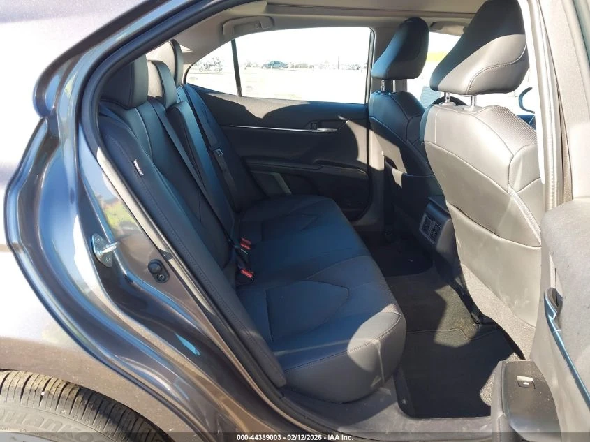 Toyota Camry 3.5l Xle V6 - изображение 8