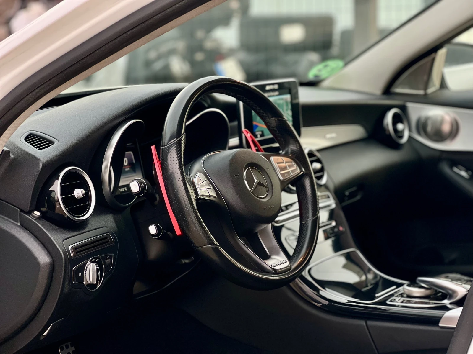 Mercedes-Benz C 220 AMG / NAVI /AGILITY SELECT / KAMERA, снимка 11 - Автомобили и джипове - 53876401