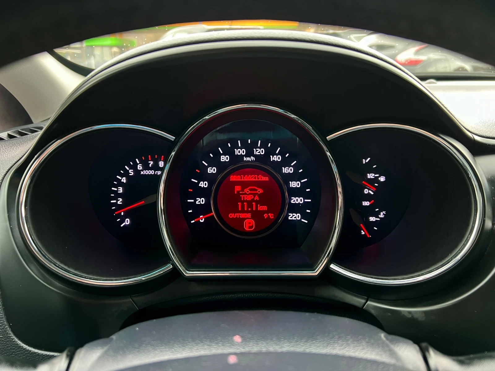 Kia Rio 1.4i Автомат ШВЕЙЦАРИЯ, снимка 12 - Автомобили и джипове - 53942383