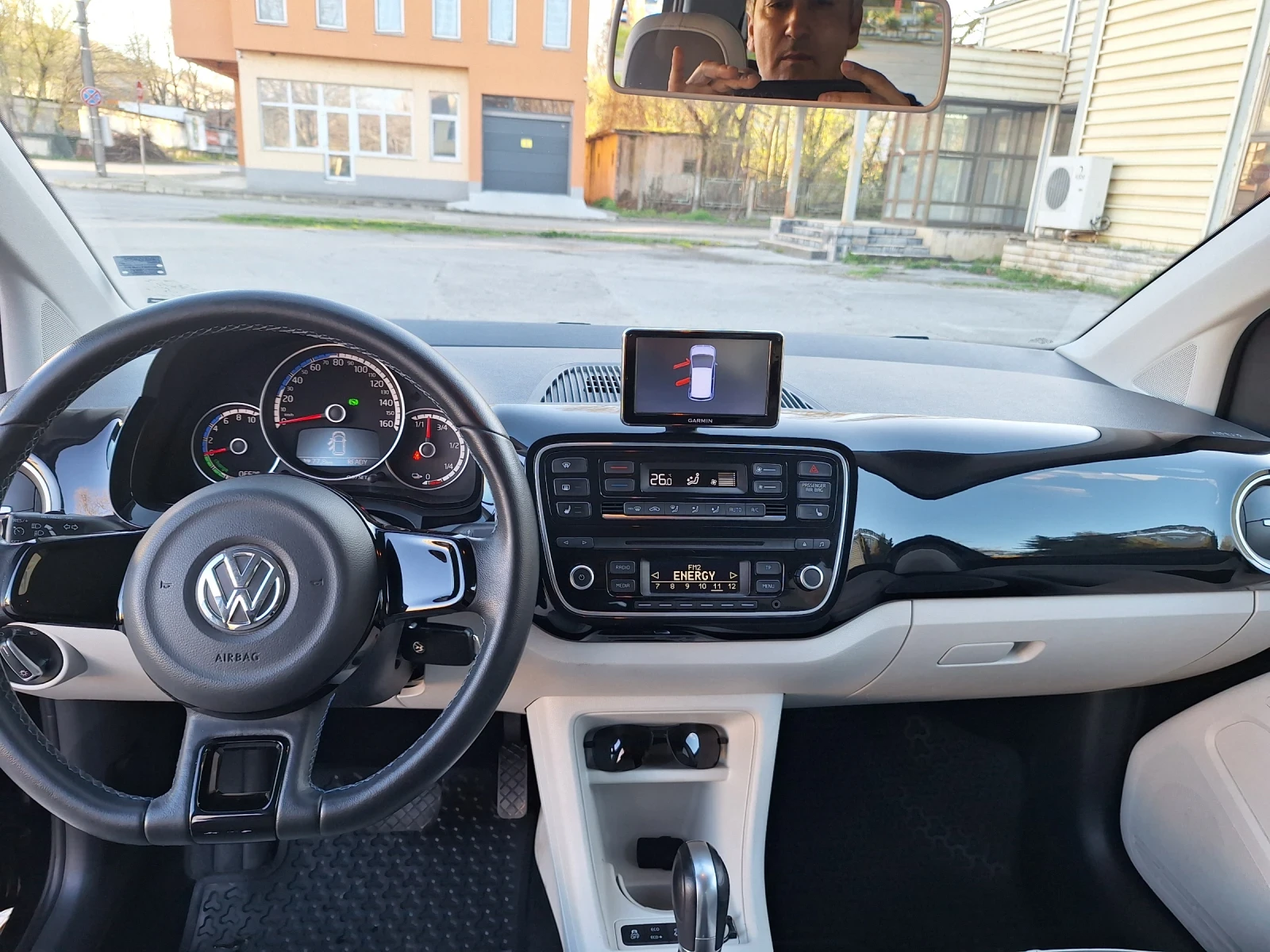 VW Up E Up     Black edition, снимка 10 - Автомобили и джипове - 54140527