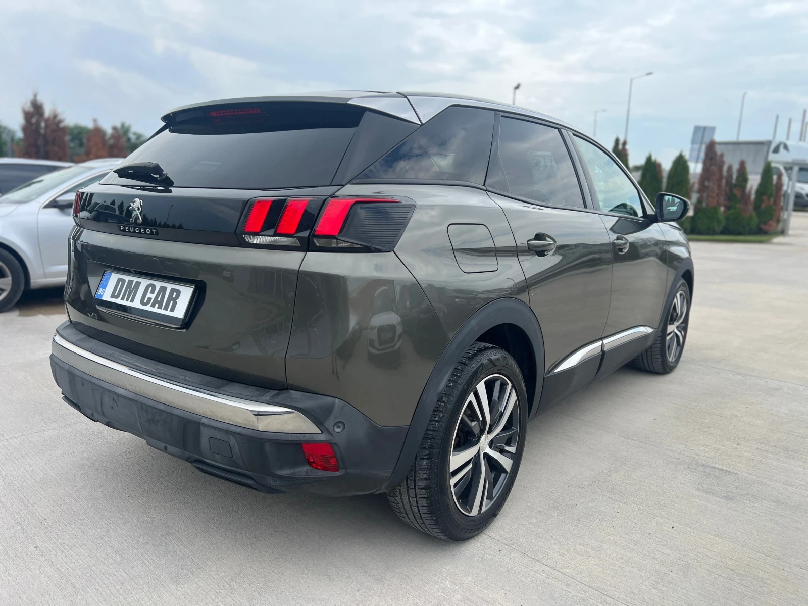 Peugeot 3008 1.6 / МАСАЖ / ПОДГРЕВ / ЛИЗИНГ, снимка 8 - Автомобили и джипове - 54945609