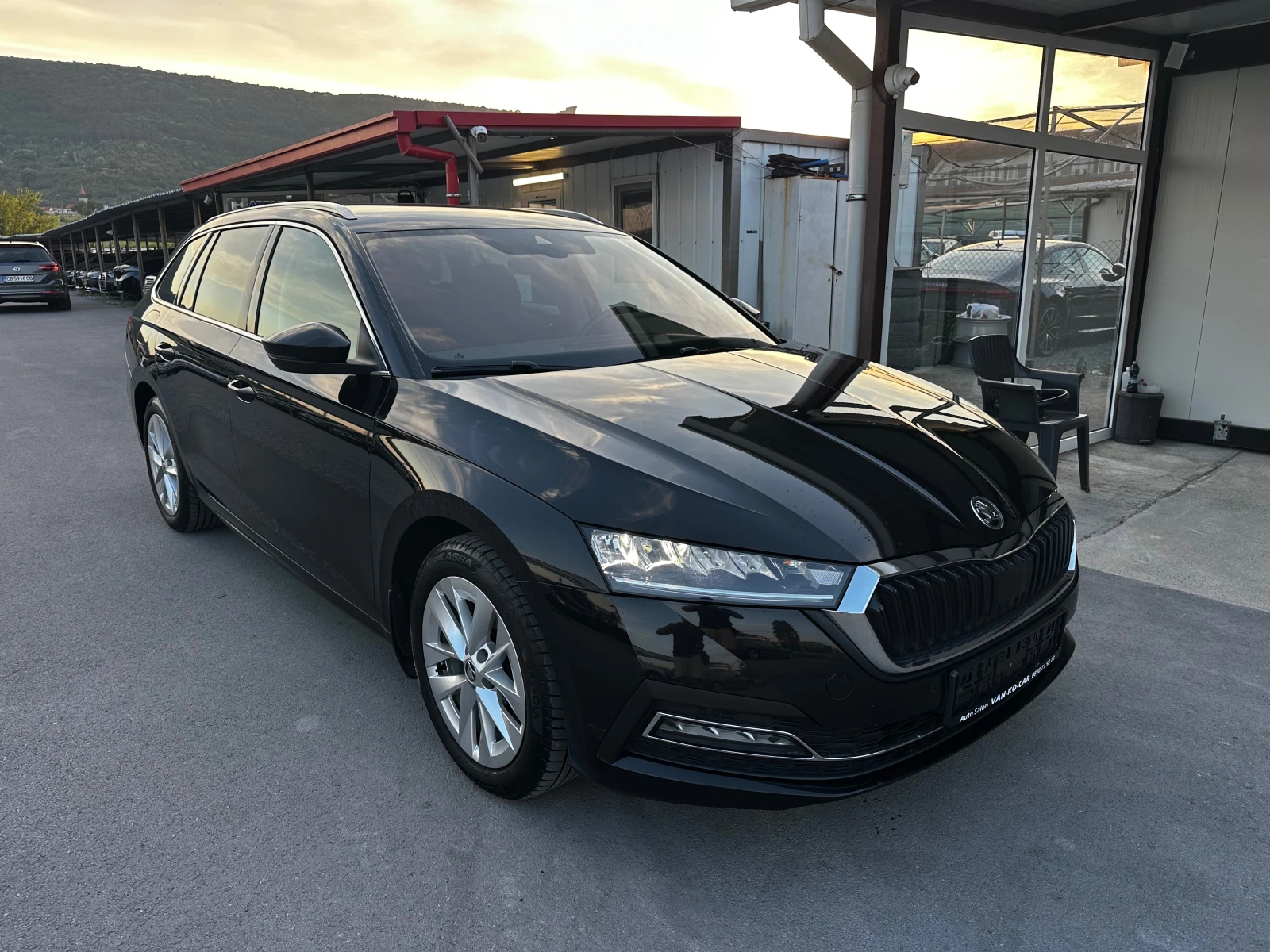 Skoda Octavia 2.0TDI 150к.с DSG* Led