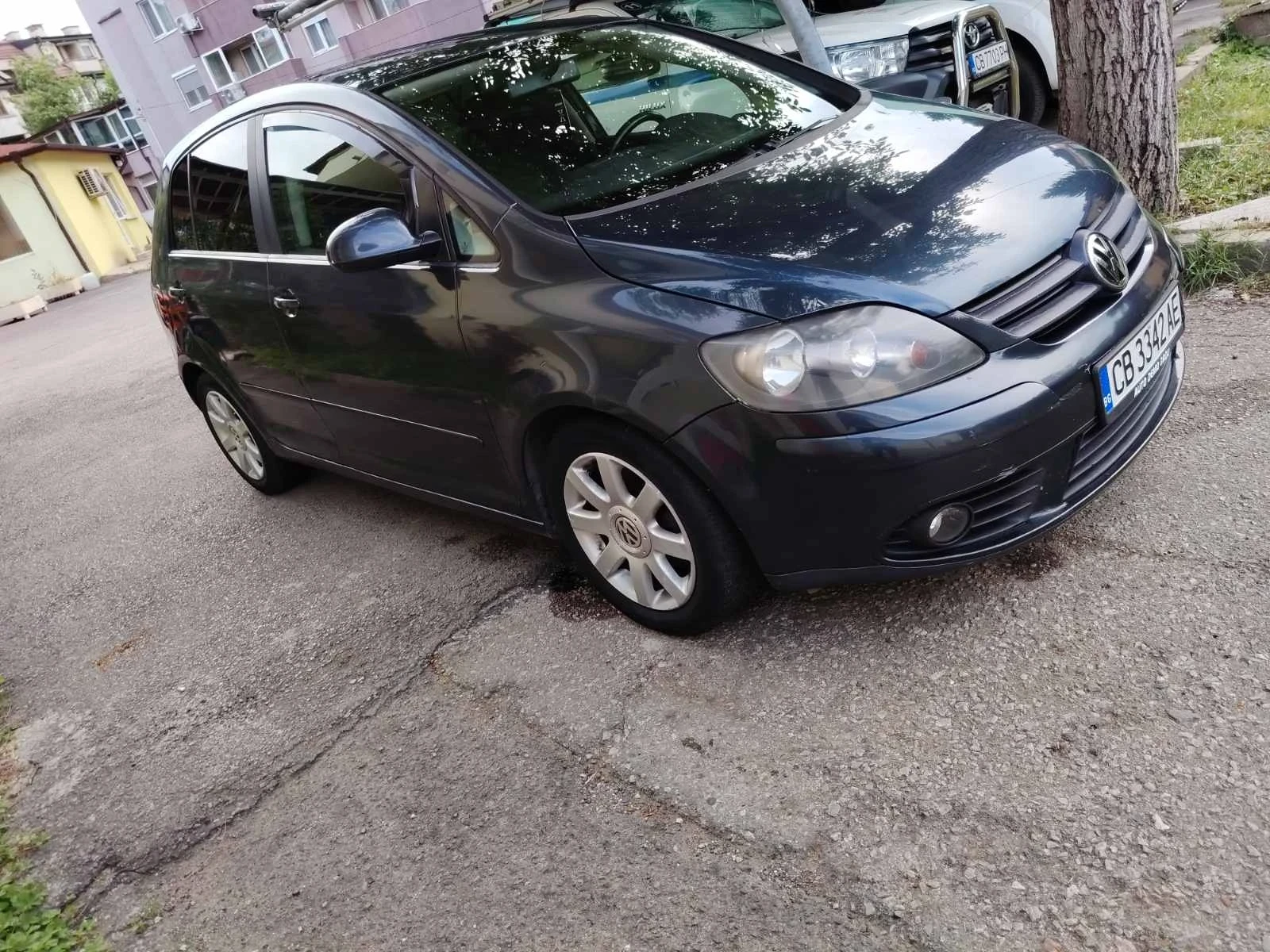 VW Golf Plus 1.6 FSI, снимка 4 - Автомобили и джипове - 55316081