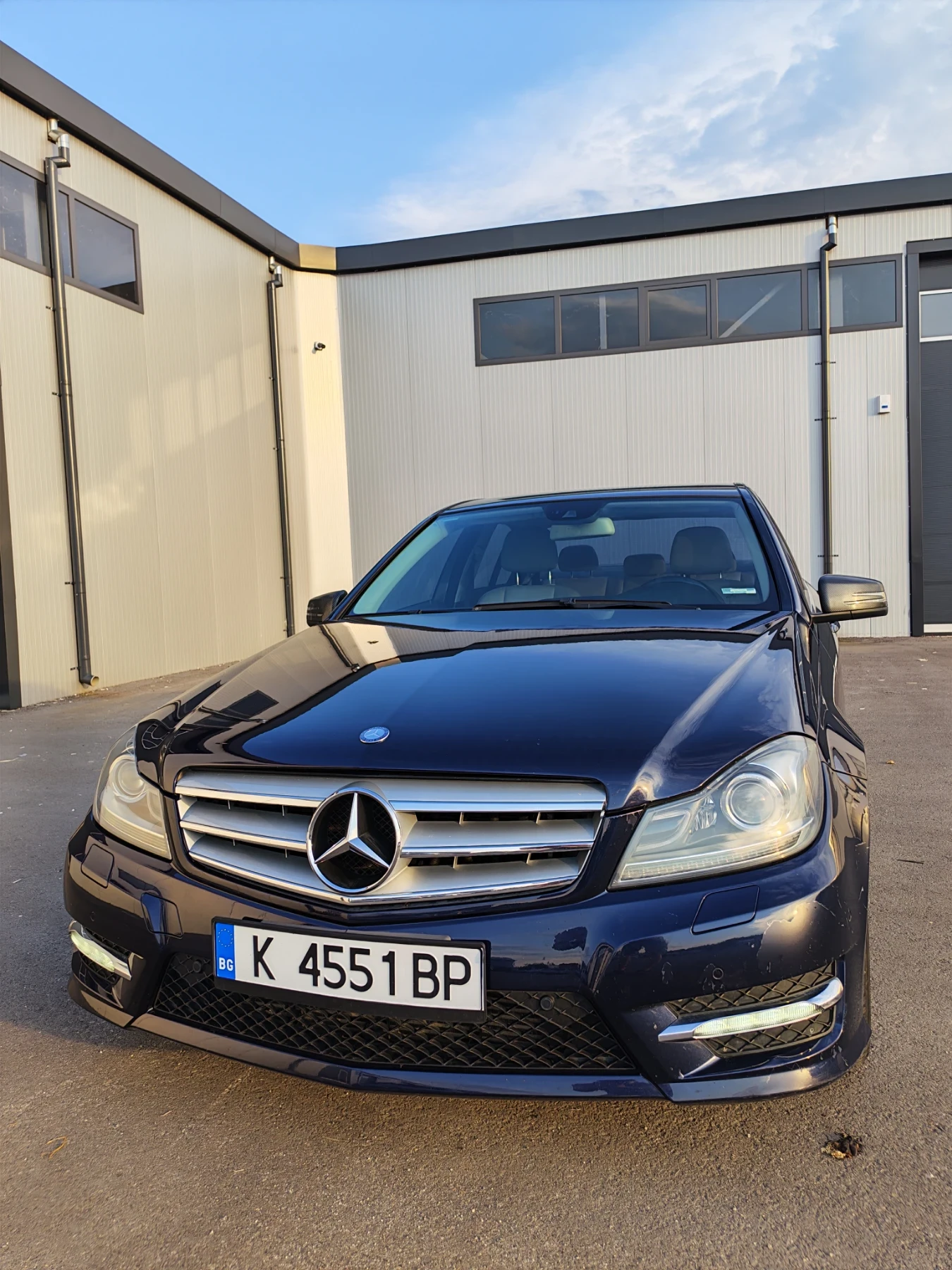 Mercedes-Benz C 220 AMG, снимка 12 - Автомобили и джипове - 55330711