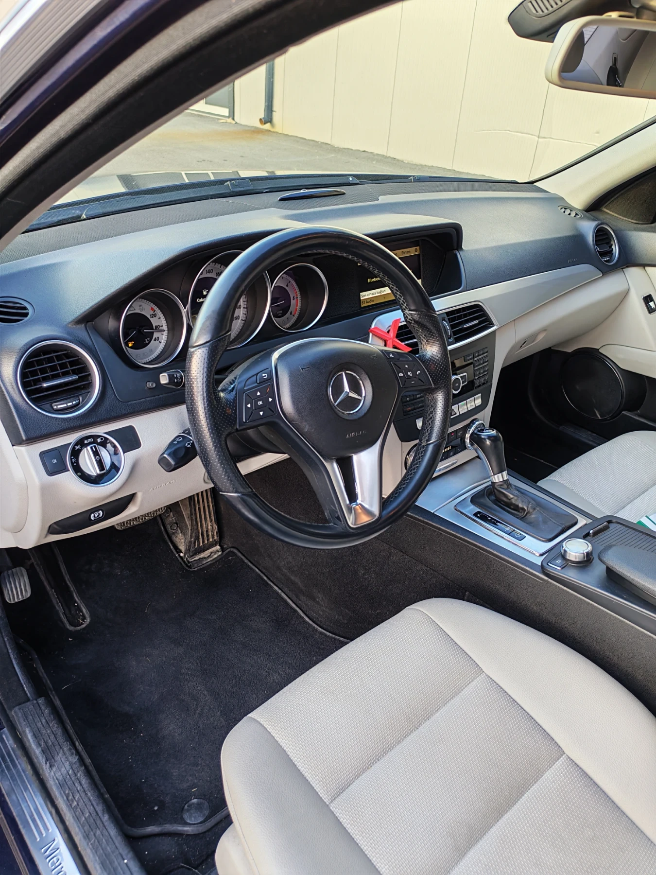 Mercedes-Benz C 220 AMG, снимка 10 - Автомобили и джипове - 55330711