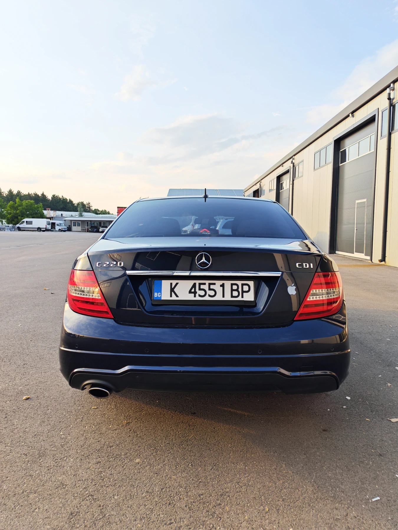 Mercedes-Benz C 220 AMG, снимка 7 - Автомобили и джипове - 55330711