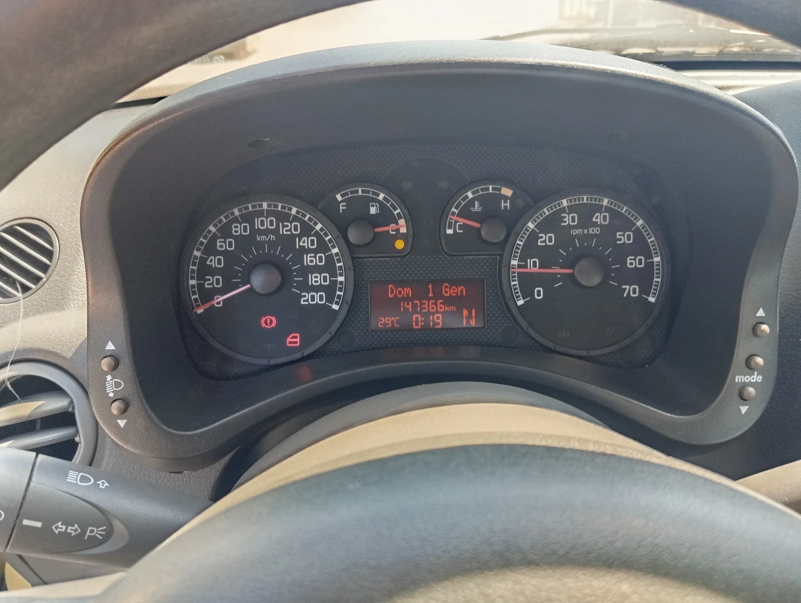 Fiat Panda Бензин -Автомат, снимка 6 - Автомобили и джипове - 55537378