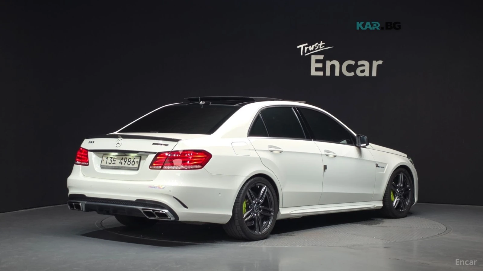 Mercedes-Benz E 63 AMG S OPTIC* HARMAN* ОБДУХ* , снимка 2 - Автомобили и джипове - 55994441
