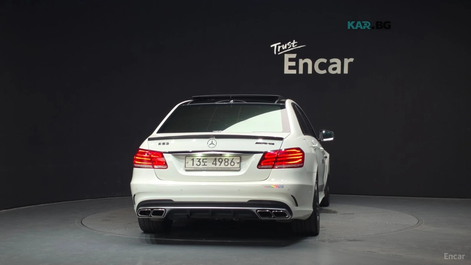 Mercedes-Benz E 63 AMG S OPTIC* HARMAN* ОБДУХ* , снимка 4 - Автомобили и джипове - 55994441