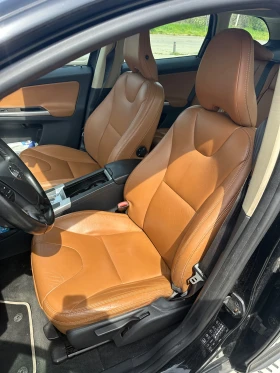 Volvo XC60 2.4D AUTOMAT, снимка 13