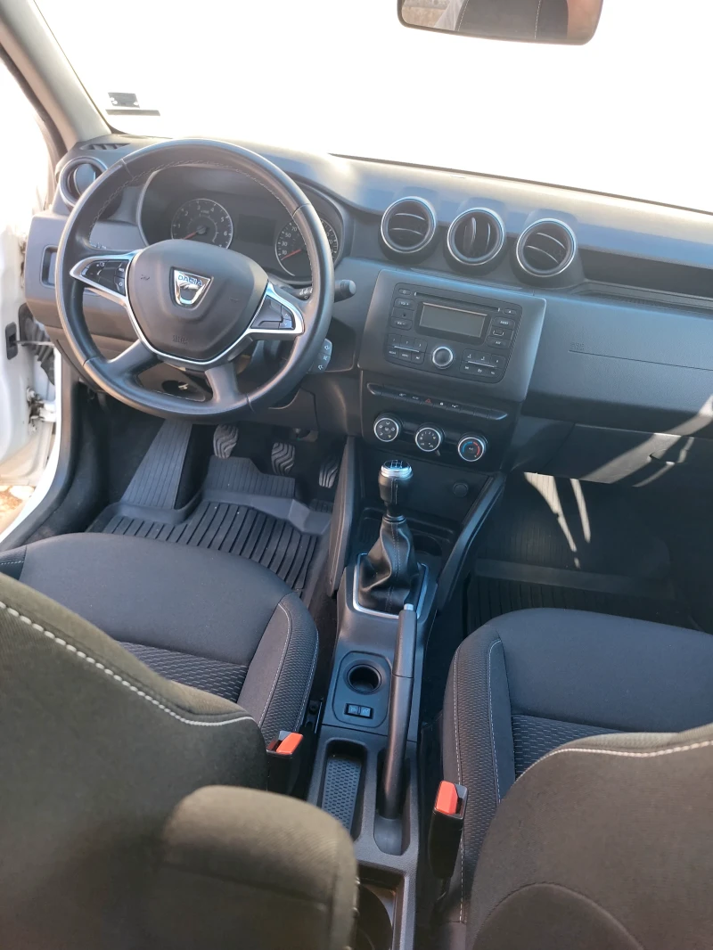 Dacia Duster 1.6I gaz N1G, снимка 11 - Автомобили и джипове - 52336483