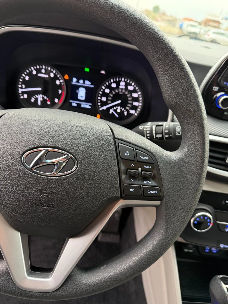 Hyundai Tucson HTRAC AWD 51000км!, снимка 10 - Автомобили и джипове - 52479618