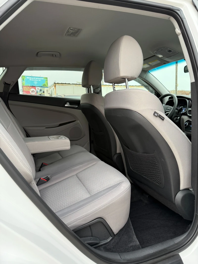 Hyundai Tucson HTRAC AWD 51000км!, снимка 13 - Автомобили и джипове - 52479618