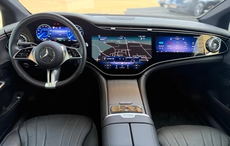 Mercedes-Benz EQE 500 AMG 4-MATIC HYPERSCREEN PANORAMA, снимка 8 - Автомобили и джипове - 52509670