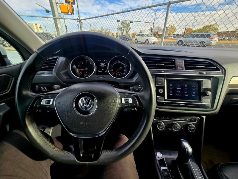 VW Tiguan * 4MOTION * CARFAX * БЕЗ ПЪРВОНАЧАЛНА ВНОСКА, снимка 7 - Автомобили и джипове - 52968463