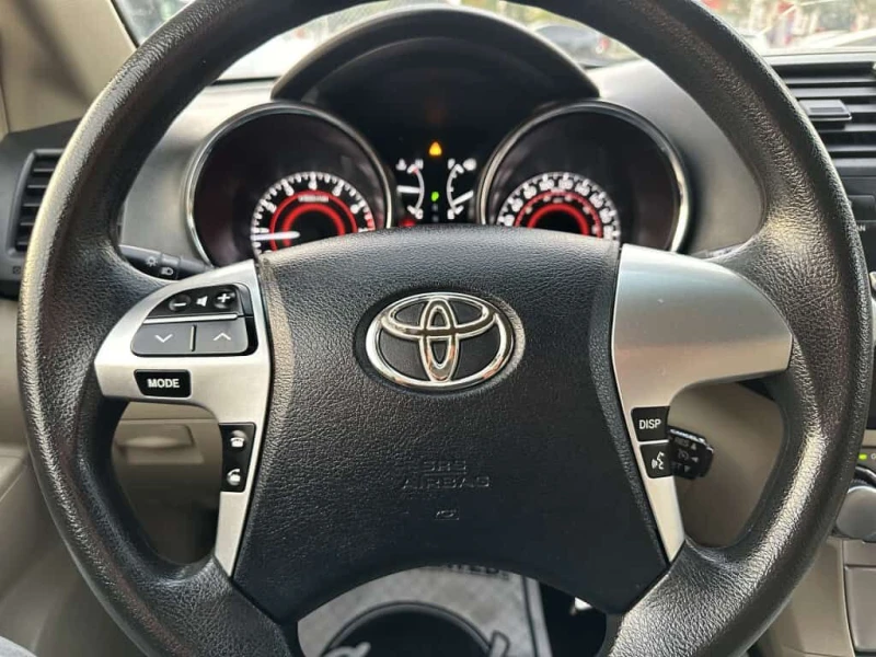Toyota Highlander * V6 AWD 2 YEARS WARRANTY INCLUDED * CARFAX * ЦЕНА, снимка 12 - Автомобили и джипове - 53575806