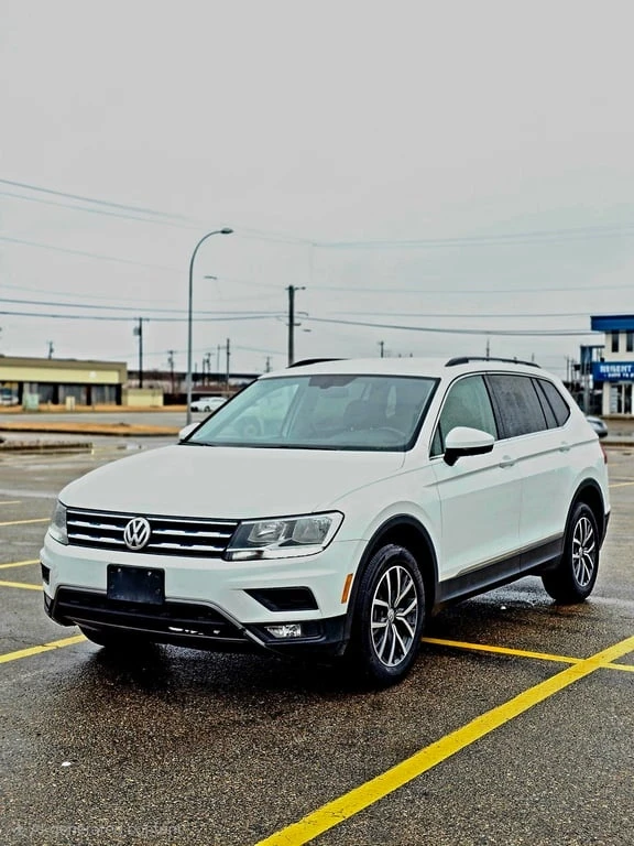 VW Tiguan * 4MOTION * CARFAX * БЕЗ ПЪРВОНАЧАЛНА ВНОСКА, снимка 11 - Автомобили и джипове - 52968463