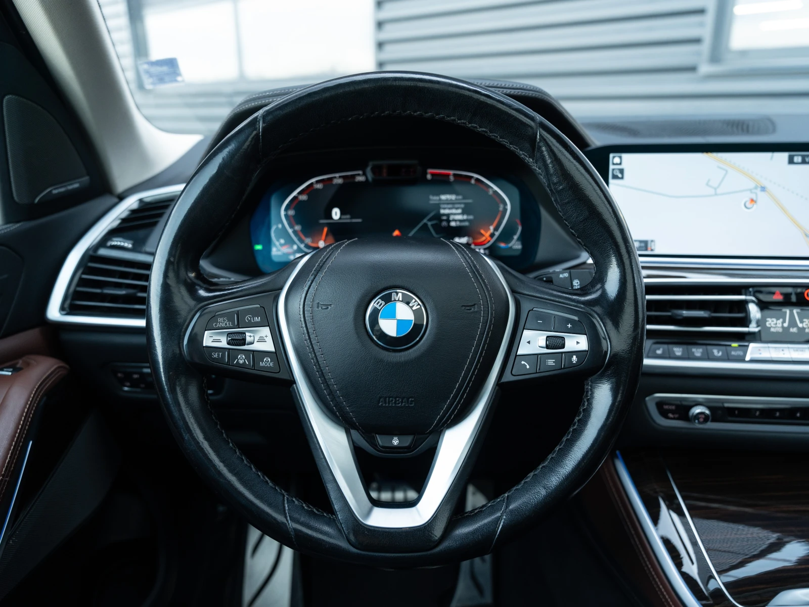 BMW X5 xDrive30d - изображение 9