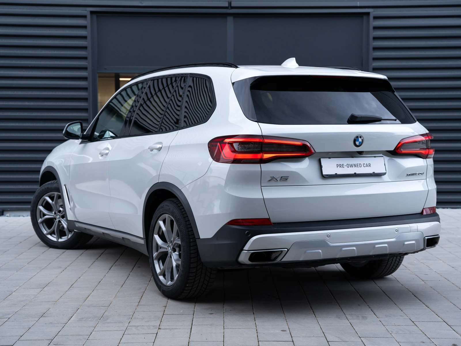 BMW X5 xDrive30d - изображение 2