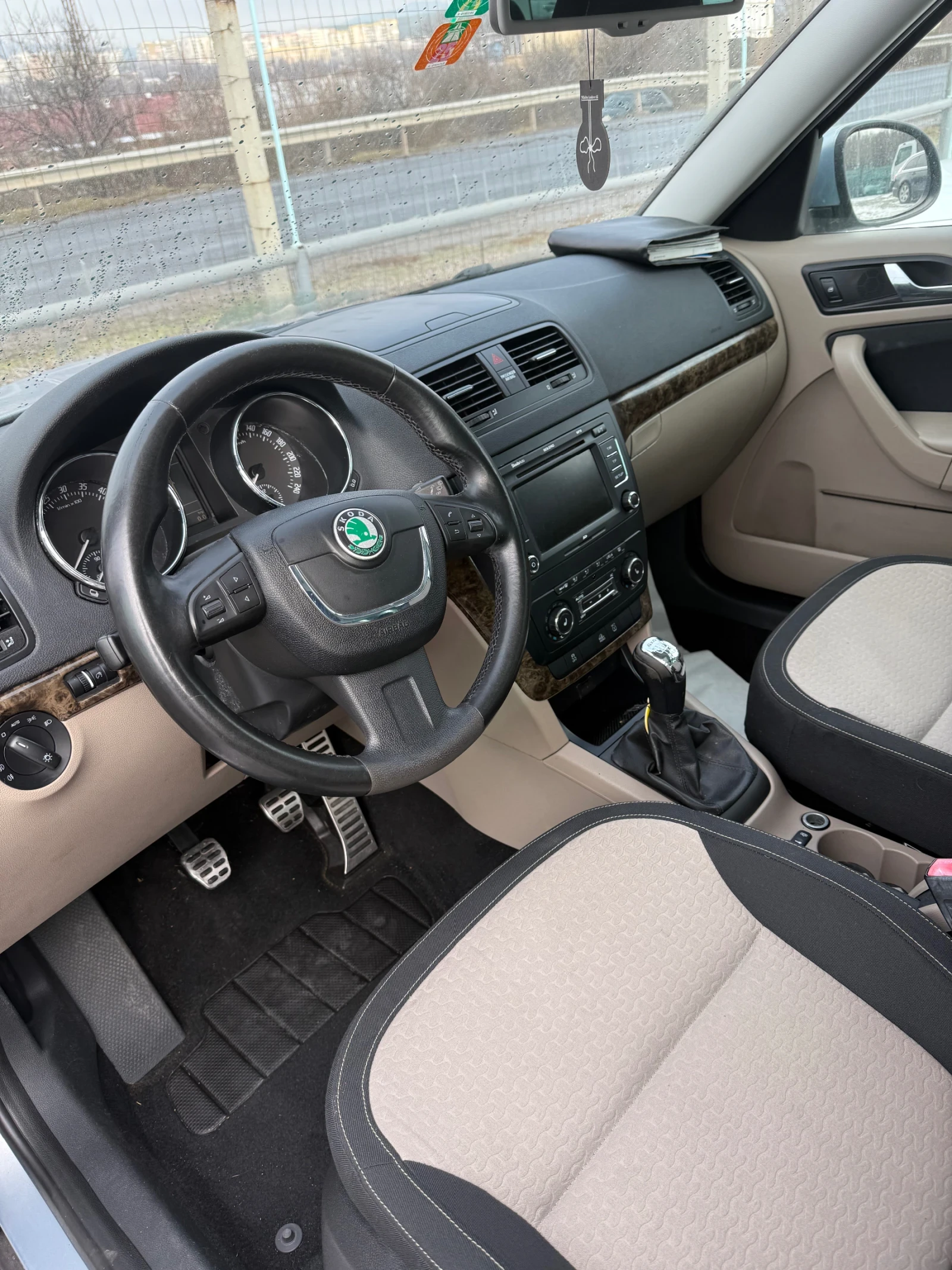 Skoda Yeti 2.0 TDI - изображение 7