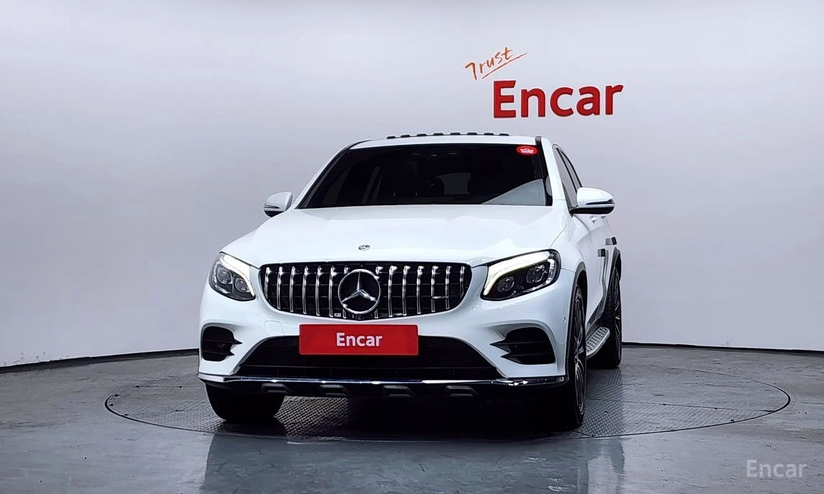Mercedes-Benz GLC 300 * AMG* COUPE* 4MATIC* BURMESTER* HEAD-UP* , снимка 3 - Автомобили и джипове - 53736796
