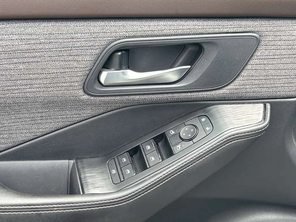 Nissan Rogue * SV AWD w/RemteStrtPwrSeat/Moonroof/ProPilot/360C, снимка 9 - Автомобили и джипове - 53926544