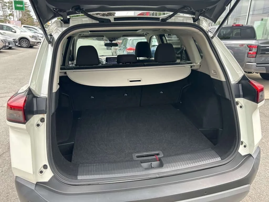 Nissan Rogue * SV AWD w/RemteStrtPwrSeat/Moonroof/ProPilot/360C, снимка 17 - Автомобили и джипове - 53926544