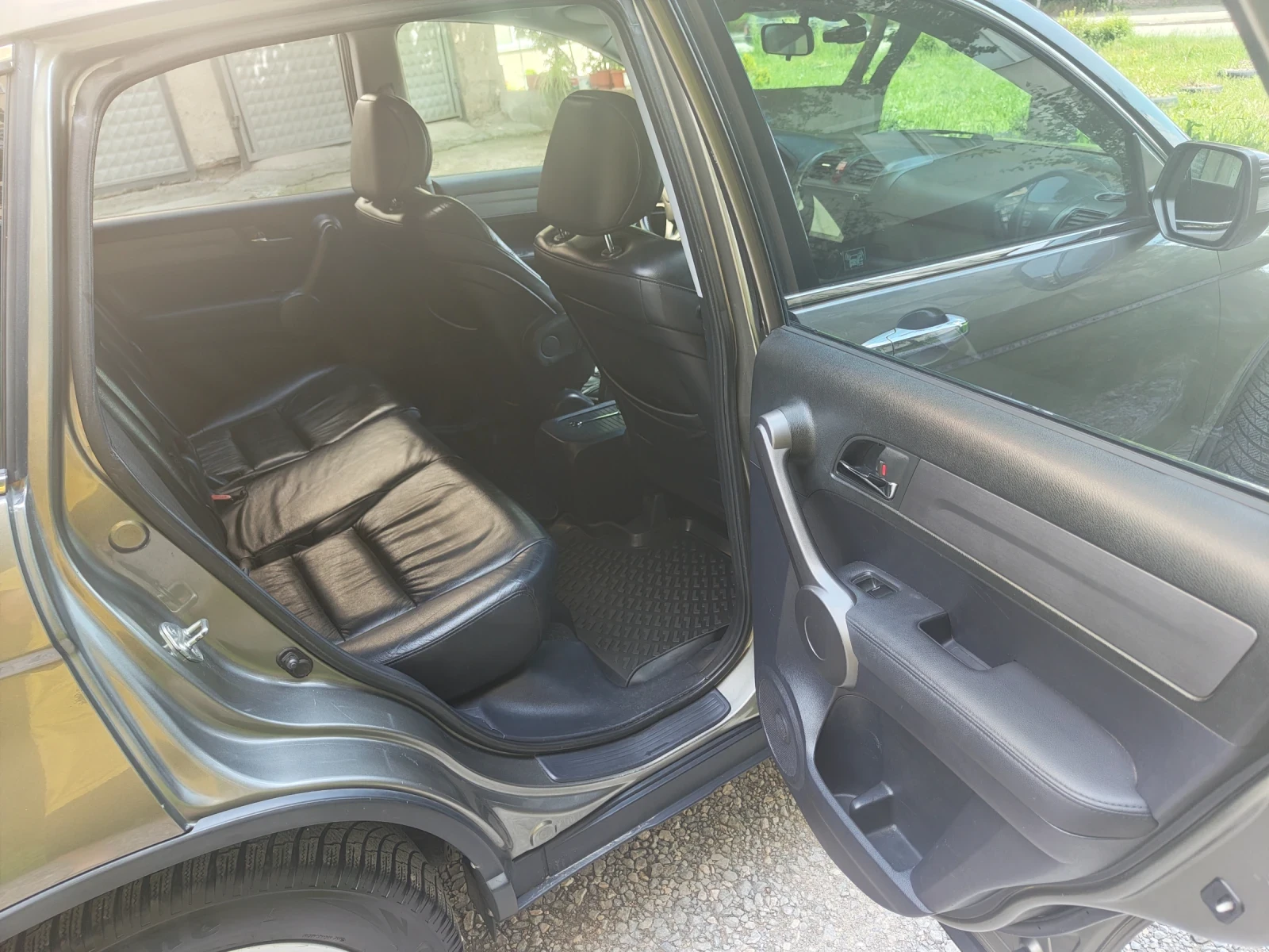 Honda Cr-v ГАЗ 2.4 Автомат Кожа, снимка 11 - Автомобили и джипове - 54722404