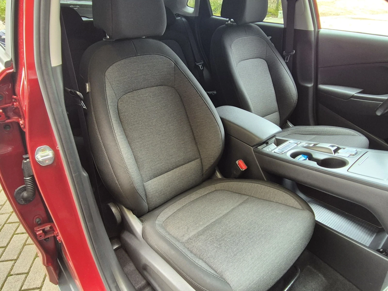Hyundai Kona 39kw#Гаранция #, снимка 10 - Автомобили и джипове - 54738167