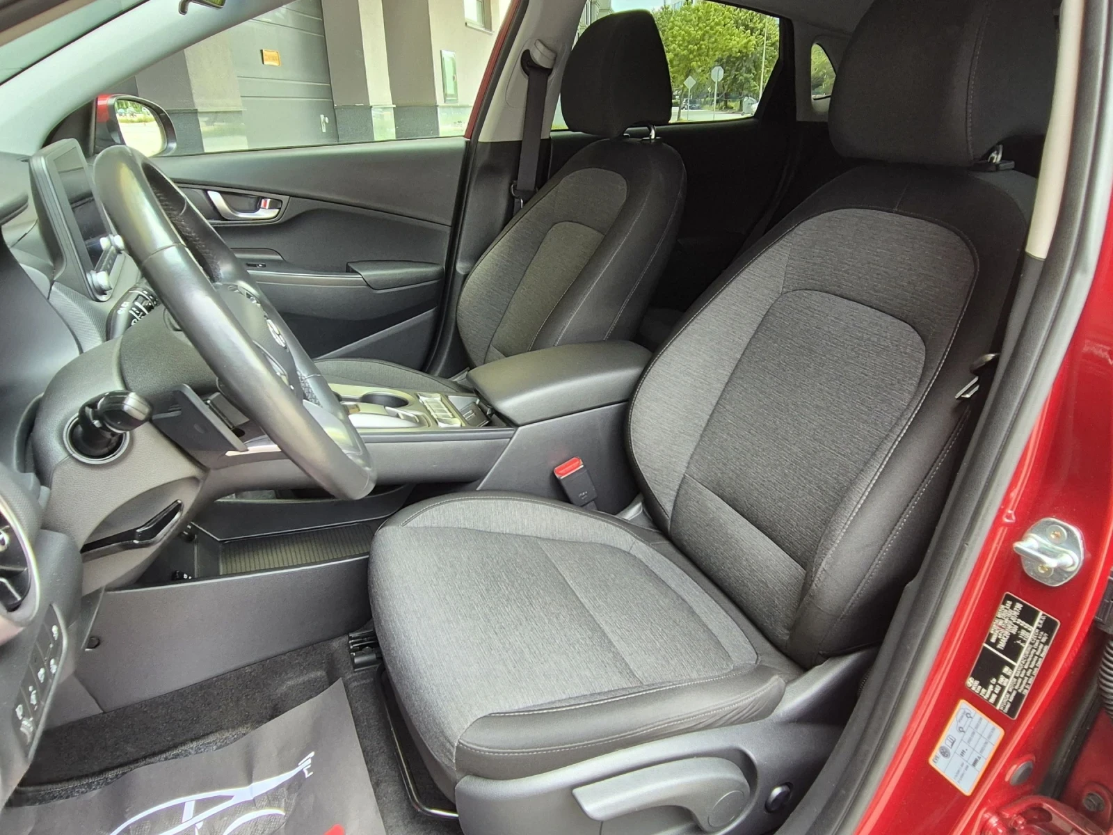 Hyundai Kona 39kw#Гаранция #, снимка 9 - Автомобили и джипове - 54738167
